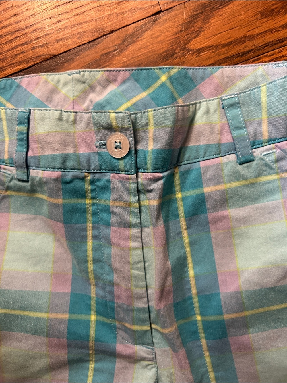 Lilly Pulitzer Pastel Plaid Women’s Bermuda Shorts - Aqua, Pink, Yellow Size 2P - Picture 5 of 16